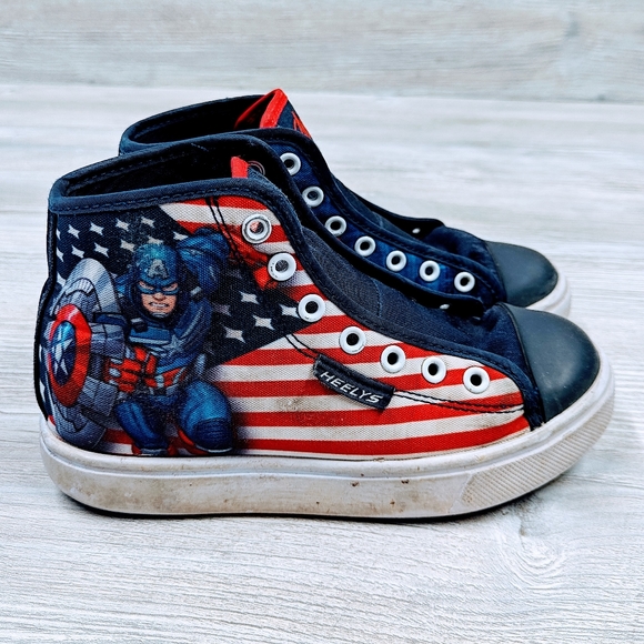 HEELYS Boys Captain America Hustle High Top Skate Sneaker ShoesSize 2 - Picture 1 of 9